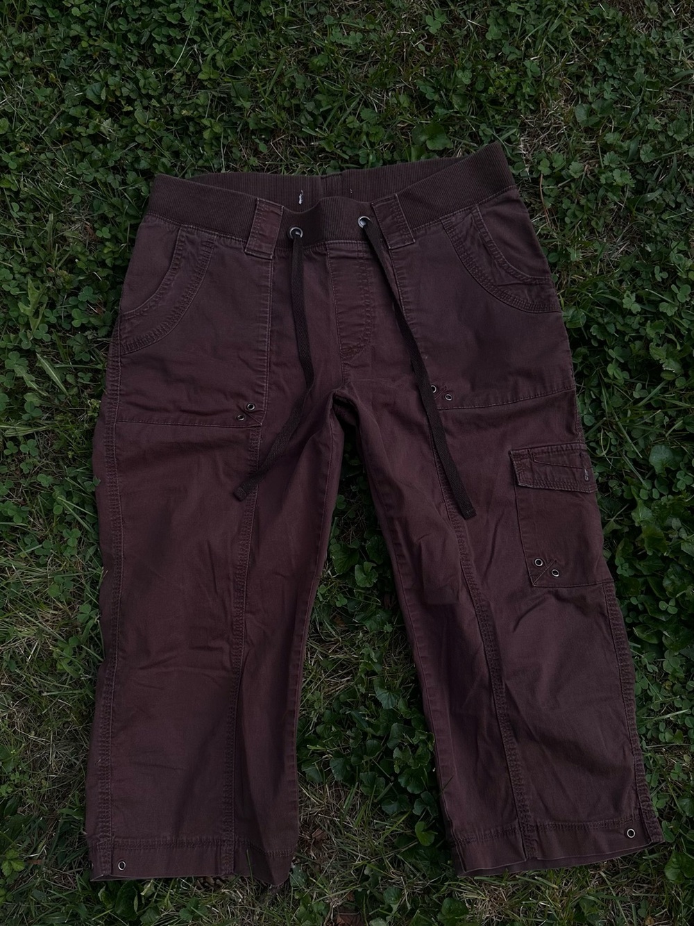 Vintage Y2K Lee Cropped Cargo Drawstring Pants in Chocolate Brown Paisley Detail